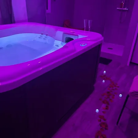 Casa de Férias Jacuzzi Prive Arrivee Autonome Conflans-Sainte-Honorine